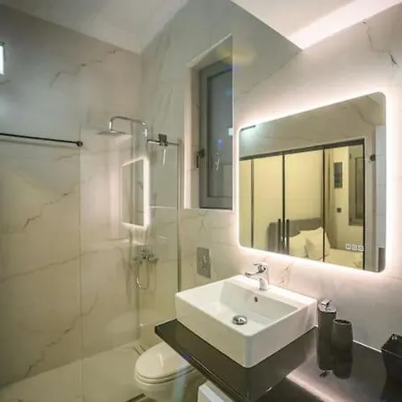 Etheras Luxury * Loutraki (Corinthia)