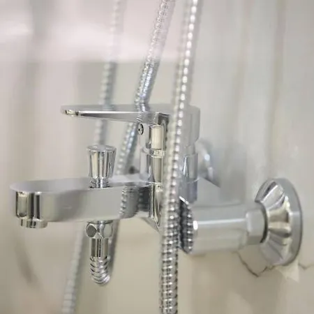 펜션 Etheras Luxury 루트라키